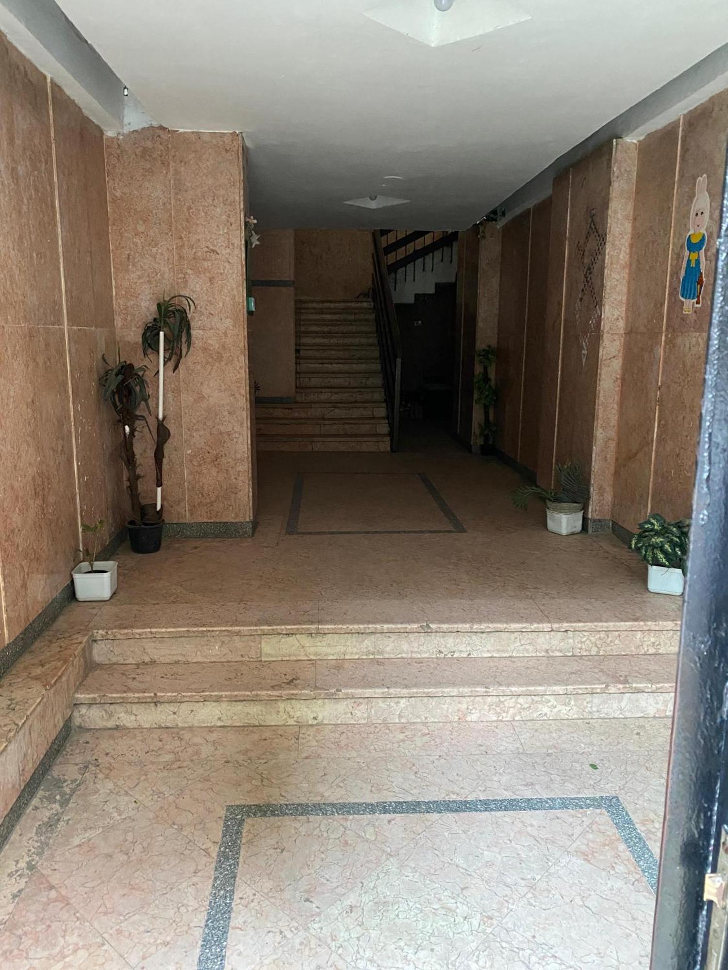 Near Lebanon Square Apartment カイロ エクステリア 写真